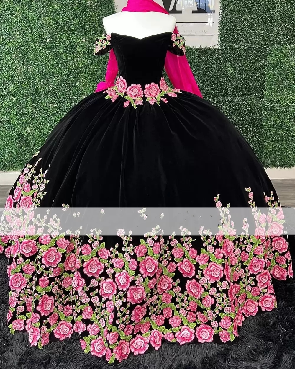 Pretty Sweetheart Hot Pink Rose Flowers Charro Quinceanera Dresses Black - Click Image to Close
